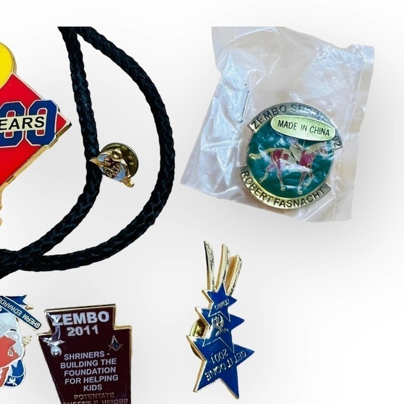 Vintage Masonic Lodge Pins & Bolereo Tie Zembo Shriners Pennsylvania Lot… - Picture 3 of 4